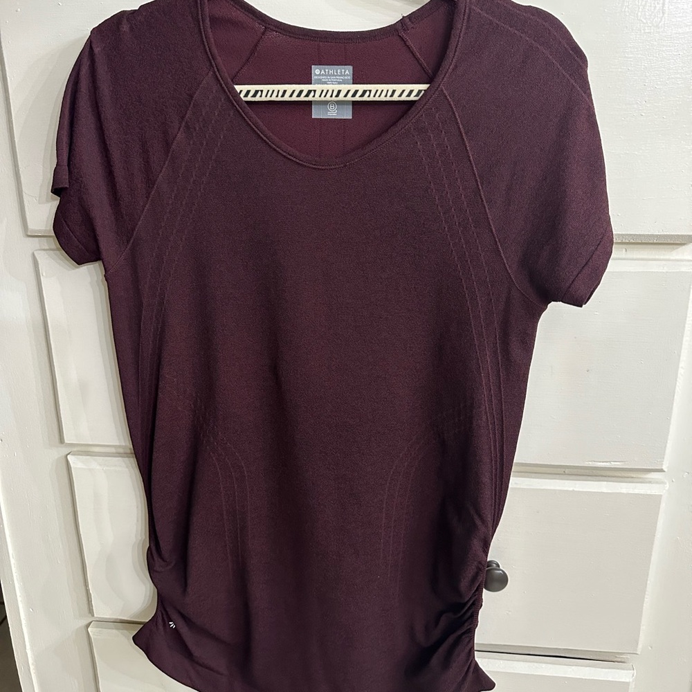 Athleta short sleeve top.